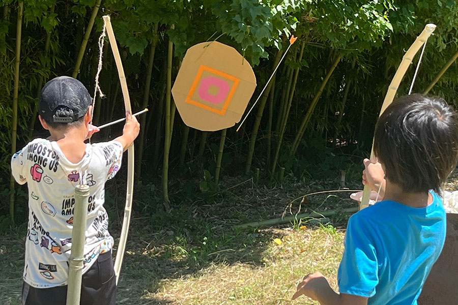 ひみつきち、みーつけた！イロイロな人たちと子ども若者が劇場で共に創る「うえだイロイロ倶楽部」